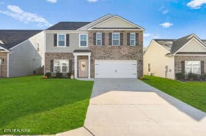 1063 Hampton Place Circle