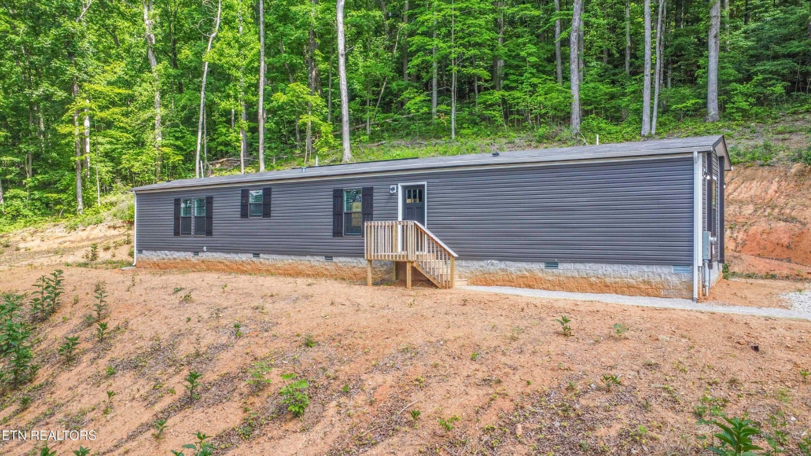 237 Johnson Valley Rd